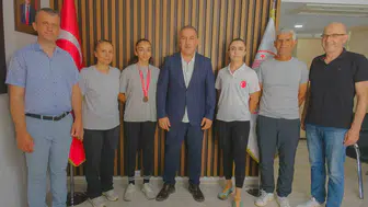 Aydınlı bisikletçi Hena Gümüş Türkiye üçüncüsü oldu