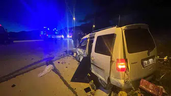 Kayseri yolunda feci kaza 1 can kaybı 6 yaralı