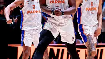 TOFAŞ pota altına tecrübeli pivot Terrell Carter takviyesi yaptı