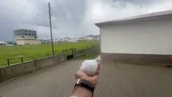Erzurum Karayazı'da dolu yağışı hayatı durma noktasına getirdi