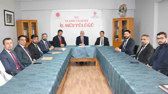 Elazığ müftüleri umre programlarını masaya yatırdı