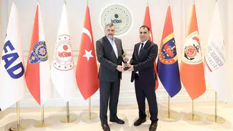Haber kameramanlarının saha sorunları Bakanlık gündemine taşındı