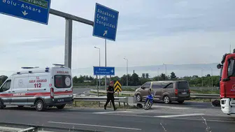 Düzce’de motosiklet kazası sürücüyü hastanelik etti