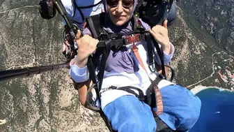 Yürüme engelli Münife Karadaş gökyüzüyle buluştu