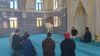 Bayburt'ta camiler engelleri kaldırıyor