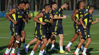 Fenerbahçe yeni sezon hazırlık rotasını Avusturya olarak belirledi