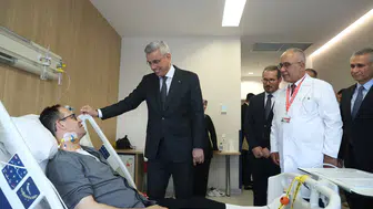 Türkiye yerli kalp-akciğer cihazıyla ameliyat dönemini başlattı