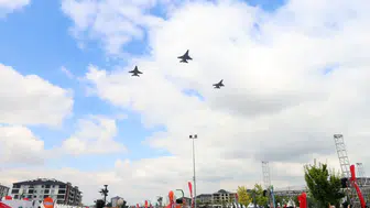 Aksaray semalarında F-16 rüzgarı esti