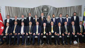 Aziz Yıldırım ve ekibi Fenerbahçe’de mesaiye başladı