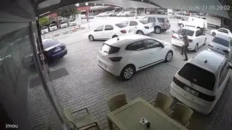 Adana'da galericiler sitesine motosikletli saldırı