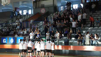 İnegöl’ün genç potaları Bursa üçüncülüğünü kaptı