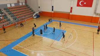 Aydın üç ilçesiyle minik hentbolcuları ağırlıyor