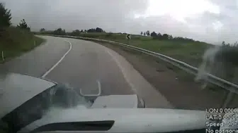 Safranbolu yolunda feci çarpışma kamerada