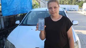 Hataylı sürücü aracında bulduğu kayıp telefonu sahibine ulaştırmak istiyor