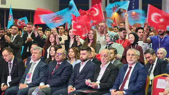 Bakan Işıkhan dijital bağımlılık uyarısı yaptı