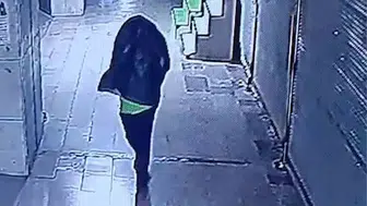 Kırıkkale'de çöp poşetli kundakçı kameraya yakalandı