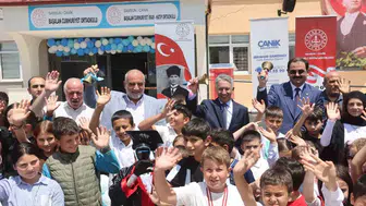 Canik’te karne günü şenliği
