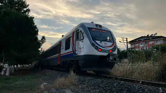 İncirliova’da hemzemin geçitte tren kazası