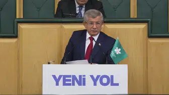 Davutoğlu yargı üzerinden siyaset dizayn edilmesine sert çıktı