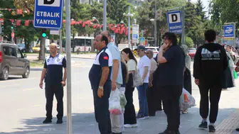 Sakarya’da dolmuş seferleri saat başı Vatandaş durakta mahsur