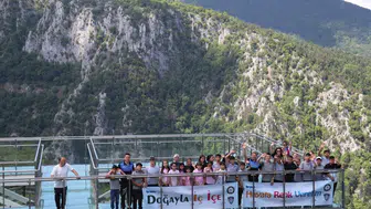 Kastamonulu öğrenciler kanyonun zirvesinde adrenalin dolu bir gün yaşadı