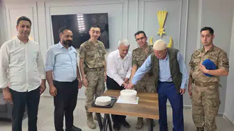 Sason’da şehit ailelerinden jandarmaya moral ziyareti