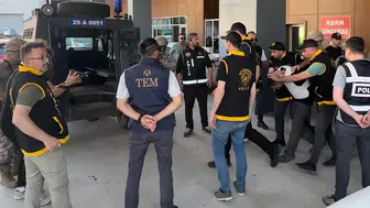 Gümüşhane'de kadın cinayeti Eşini odunla öldüren zanlı tutuklandı
