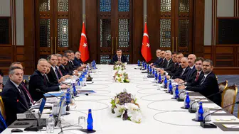Ankara'da ekonomi yönetimi reform gündemiyle bir araya geldi