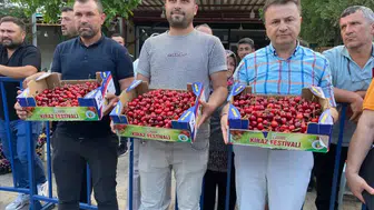 Alaşehir’de kirazın kralı belli oldu
