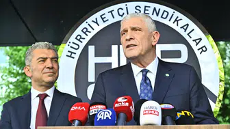 Dervişoğlu Siyasetin Kendi Dertlerine Gömülmesine Tepki Gösterdi