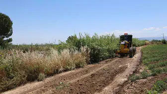Şehzadeler’de çiftçinin yolu düzene girdi