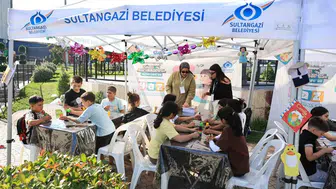 Sultangazili çocuklar için kitap kafelerde eğlence vakti