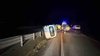 Tosya yolunda kaza yapan sürücü aracını bırakıp kaçtı