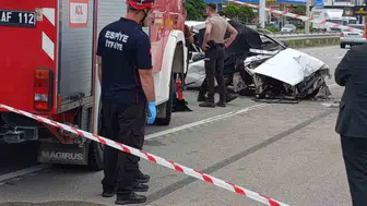 Espiye yolunda park halindeki çekiciye çarpan otomobilde bir kişi öldü
