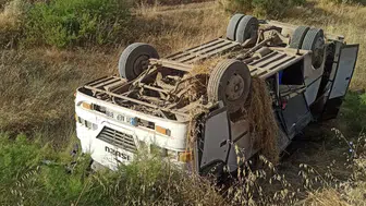 Amasya'da tarım işçilerini taşıyan araç yoldan çıktı