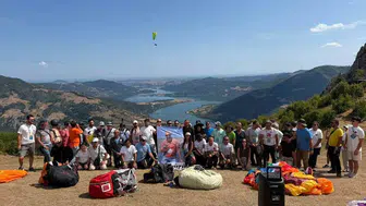 Gökyüzü dostları Bayram Kurt için havalandı