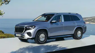 Mercedes yeni Maybach GLS modelini teknolojiyle donattı