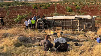 Şanlıurfa yolunda feci kaza İşçi minibüsü devrildi