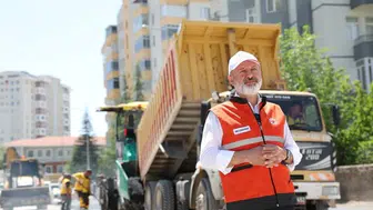 Kocasinan yollarında asfalt mesaisi hız kesmiyor