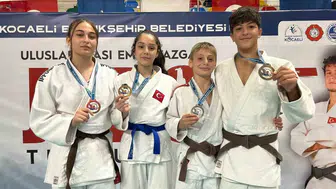 Manisalı genç judocular Kocaeli turnuvasına damga vurdu