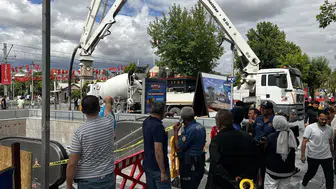 Kayseri Cumhuriyet Meydanı’nda beton mikseri kazası yaşandı
