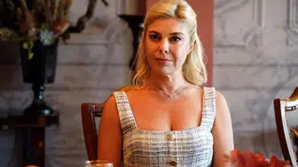 Gözde Kansu plajda görüntülendi! Yaşını duyanlar inanamadı