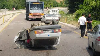 Kastamonu yolunda iki araç birbirine girdi