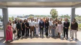 Mersin Şehir Tiyatrosu sahnede devleşti