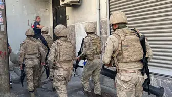 DEAŞ operasyonu: Adliye koridorlarında terörle mücadele mesaisi