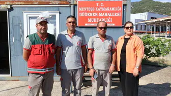Muğla’da çöp toplarken buldukları serveti sahibine teslim ettiler