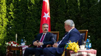 Hakan Fidan Kiev'de kritik temaslarda bulundu
