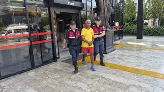 Alanya'da yol uygulamasında 8 yıl hapis cezası olan firari yakalandı