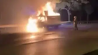 Bursa Ankara yolunda seyir halindeki kamyonet yandı
