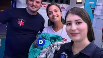 Çanakkale yolunda ambulans doğumu